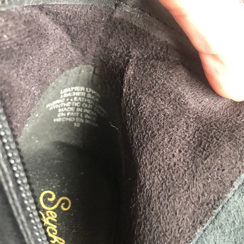 Leather Quilted Boots - Picture 6 of 8